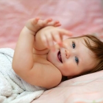 決定版！赤ちゃんが必ず笑顔になる家庭内での遊び！ベスト５