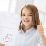 みなさん、子供をちゃんと褒めてますか?