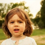 パパ、口臭に気を付けて　子供の鼻は敏感です