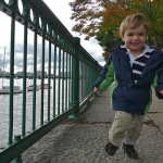 イヤイヤ期でも子どもが喜んで外出する誘い方