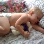 知っておきたい紙オムツと布オムツのメリット