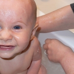 子供と長い期間一緒にお風呂に入る事は良いこと？