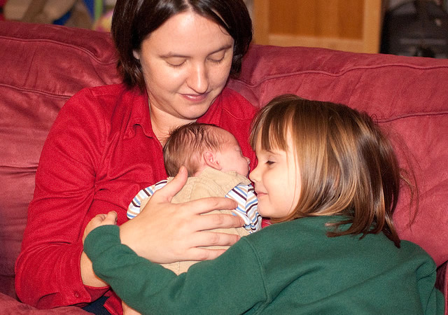 よくがんばった ３歳女の子が臨月のママと弟の命を救った まんまみーあ